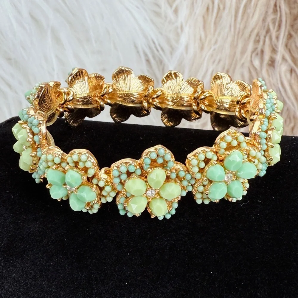 Vintage Goldtone and Green Floral Stretch Bracelet